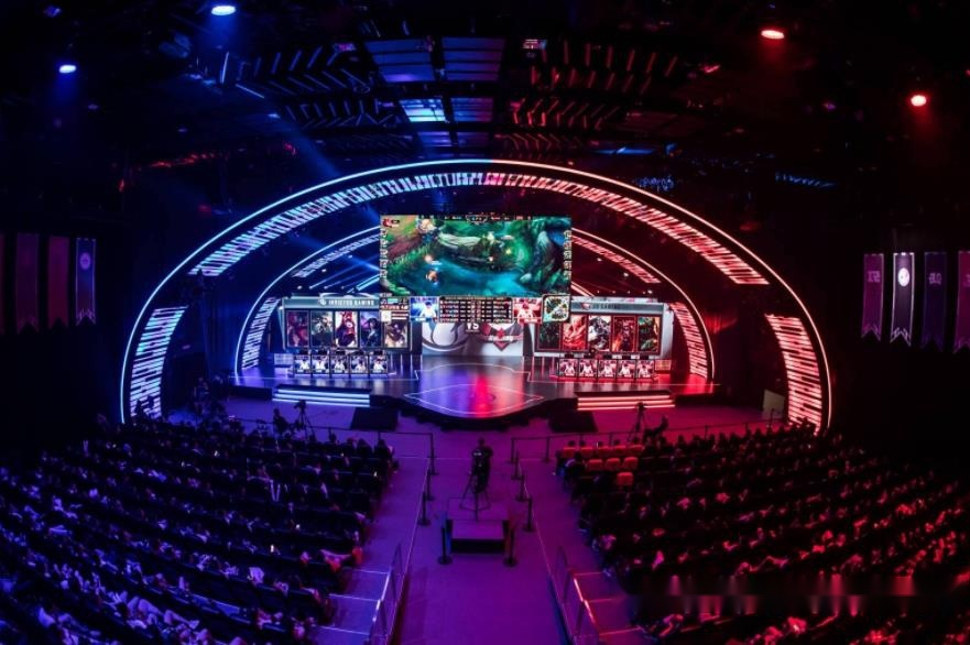 样的战术思 样的战术思