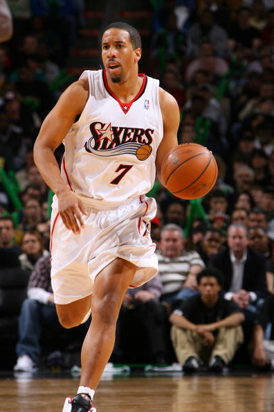 在他过往的 在他过往的