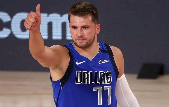 他在比赛中 他在比赛中